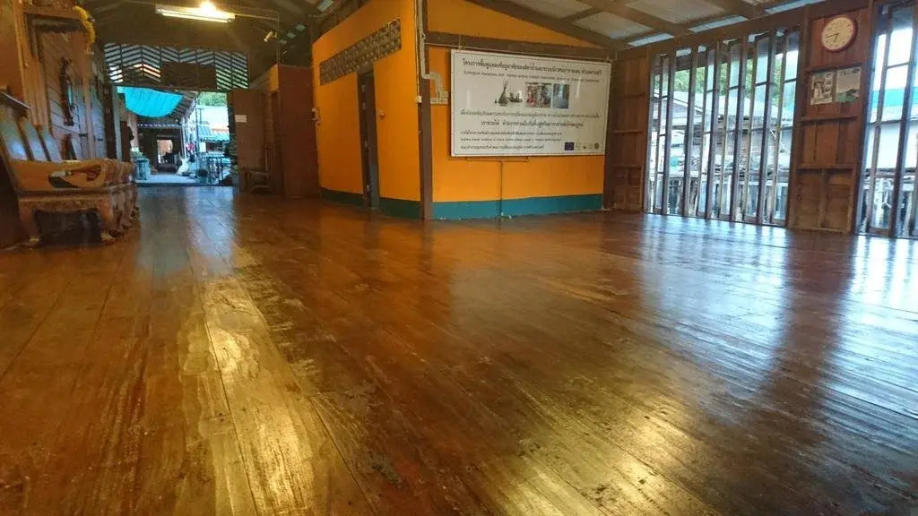 TongTomYai Homestay