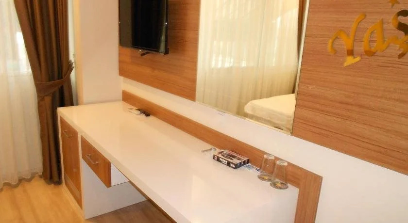 Yasar Hotel