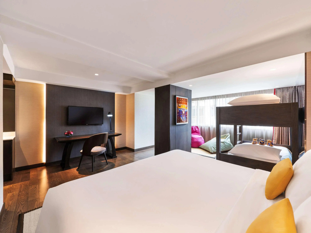 Отель Mercure Bangkok Sukhumvit 11