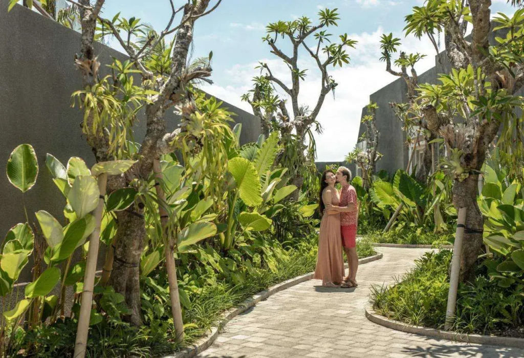 Agrapana Beach Villa - True Exotic Balinese Experience
