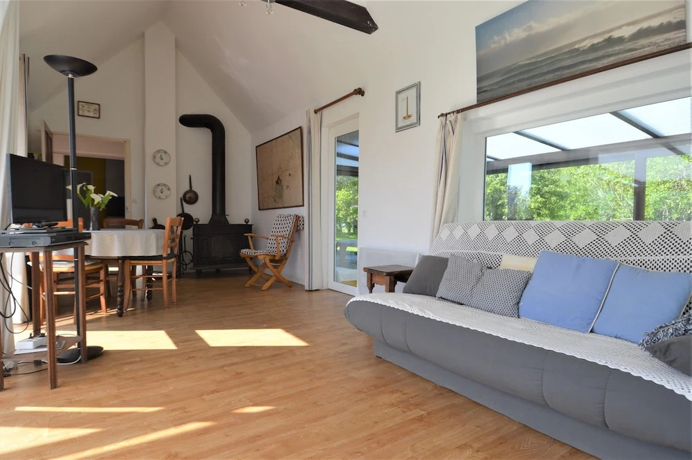 Maison de Campagne : Grand Jardin et Bois Privés