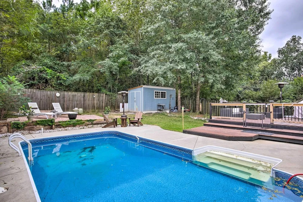 Martinez Retreat w/ Seasonal Pool: 9 Mi to Masters