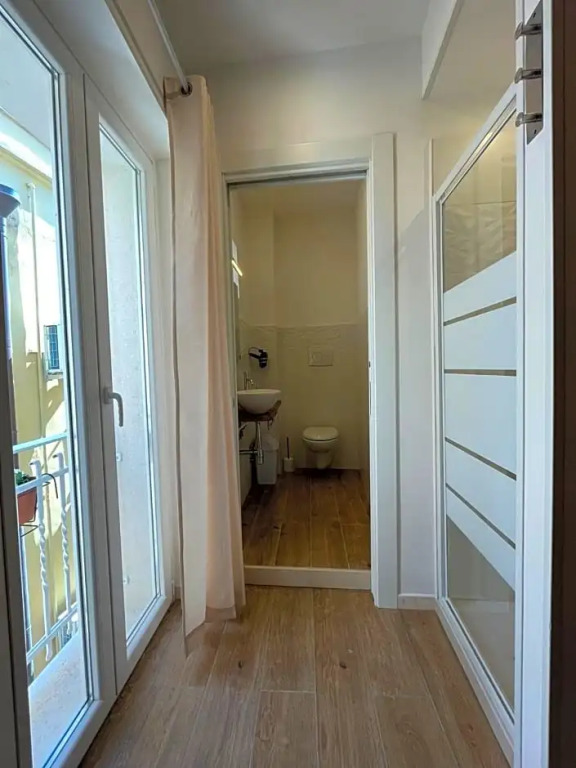 Aura b&b