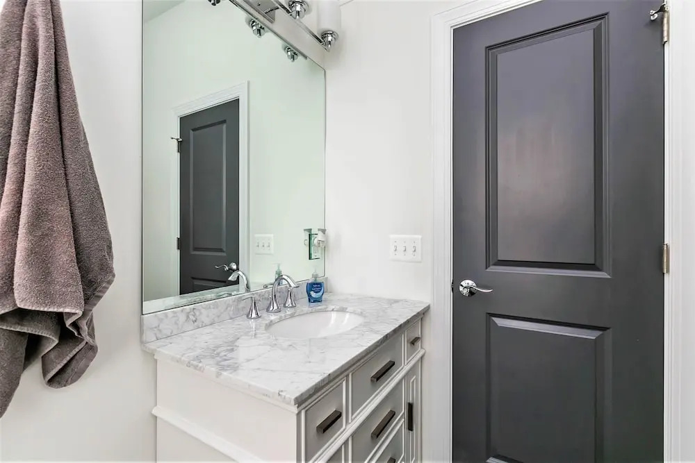 !new! Luxury Home Near Harbor W/rooftop Deck