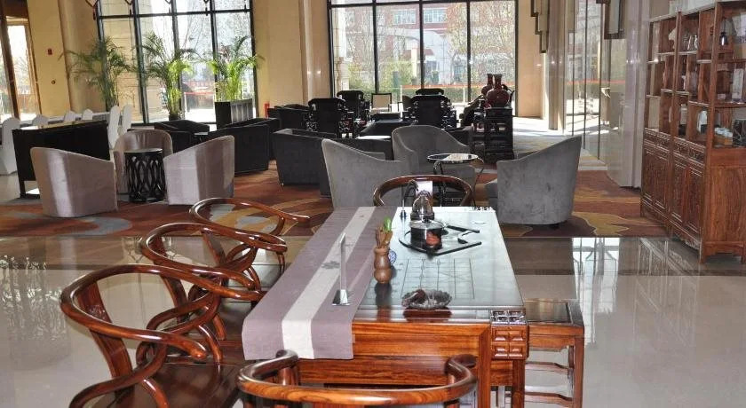 Joyful Rose International Hotel