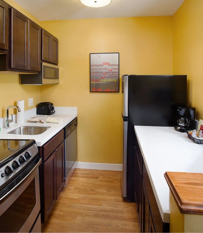 TownePlace Suites Manchester-Boston Regional Airport