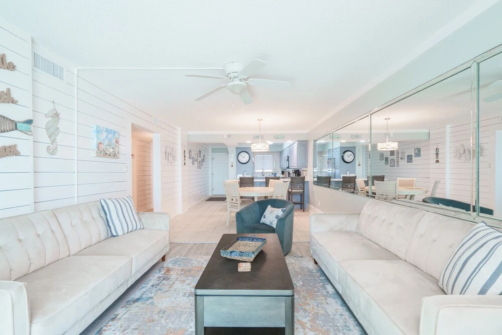 Sea La Vie Oceanfront Condo With Balcony