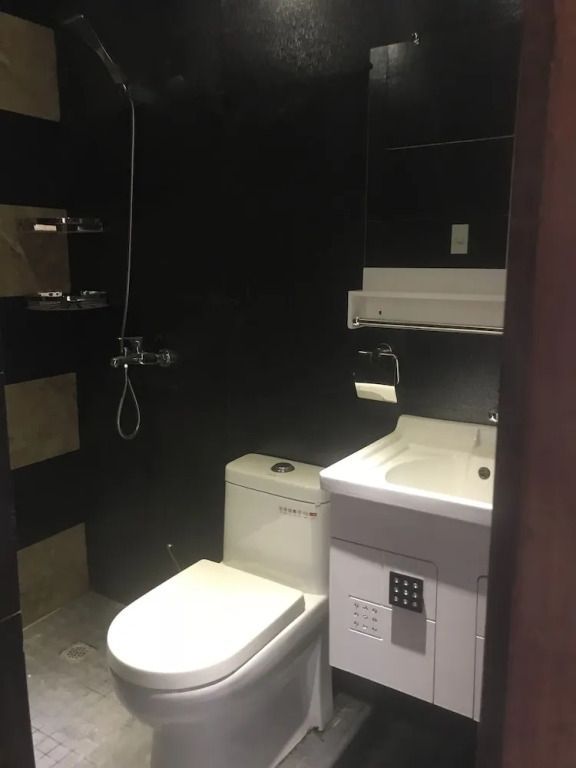 7 Days Inn