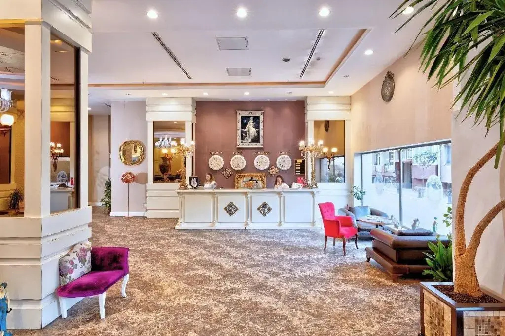 Madame Tadia Hotel