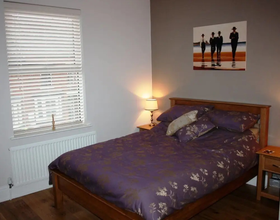Laurels Bed & Breakfast