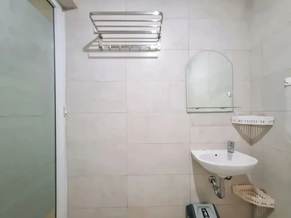 Elegant And Spacious 2Br Loft Green Park Yogyakarta Apartment