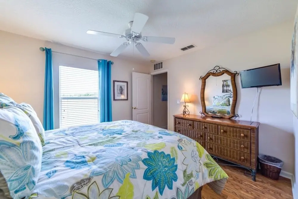 Prestwick Villa #230700