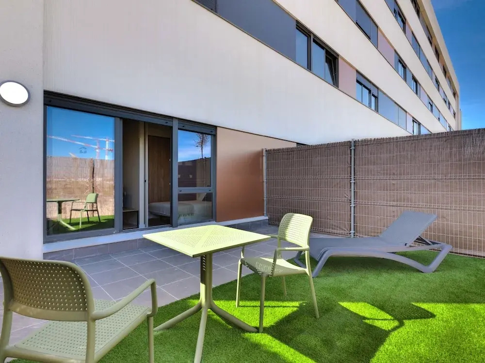 Livensa Living Studios Madrid Alcobendas Parking Free