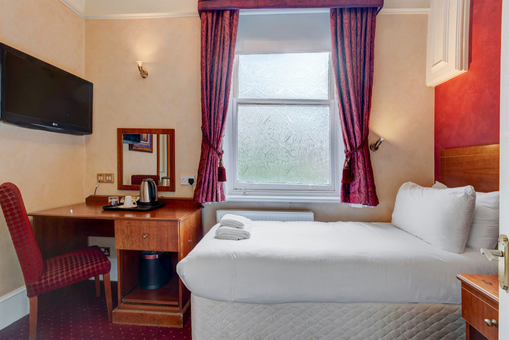 Liverpool Aigburth Hotel By Belvilla