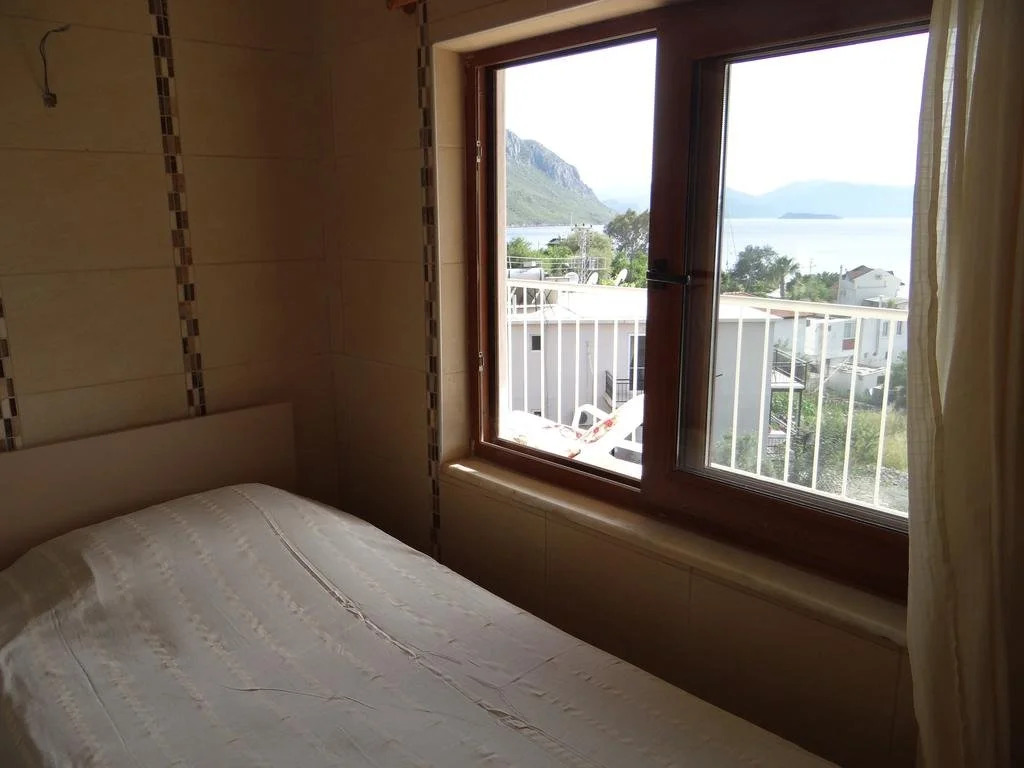 Mira Rooms