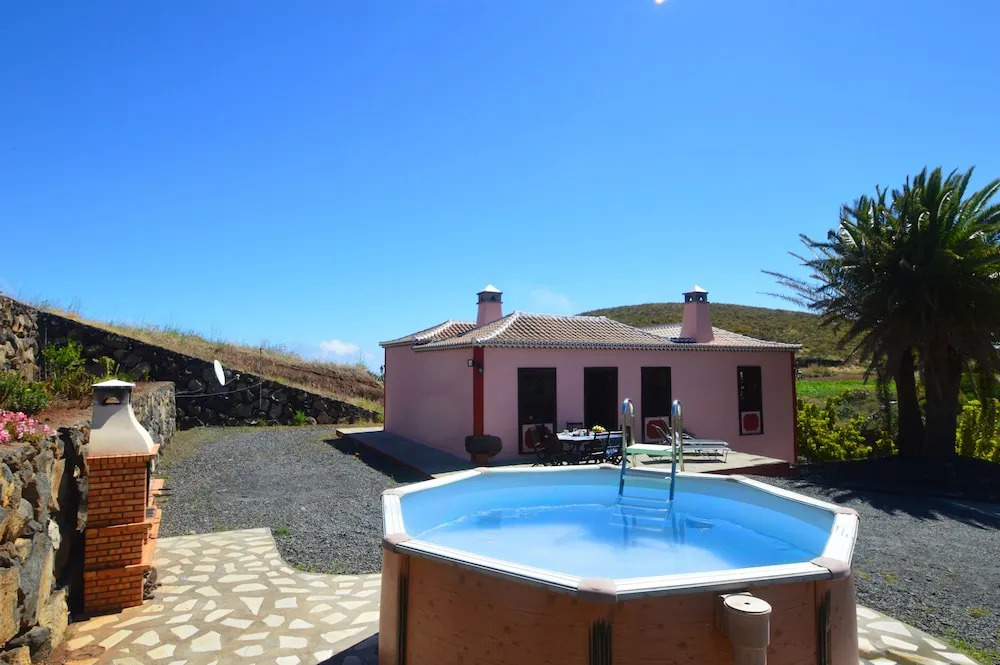 Casa Rural Las Embelgas by Isla Bonita