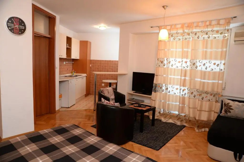 Exclusive Central Apartments