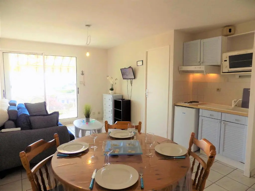 Royan - APPARTEMENT VUE MER - proximité plage et parking privatif