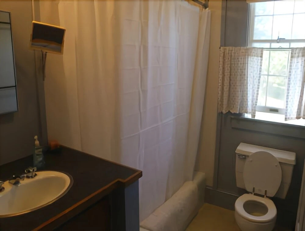 Annes Secret Garden - Two Bedroom Home