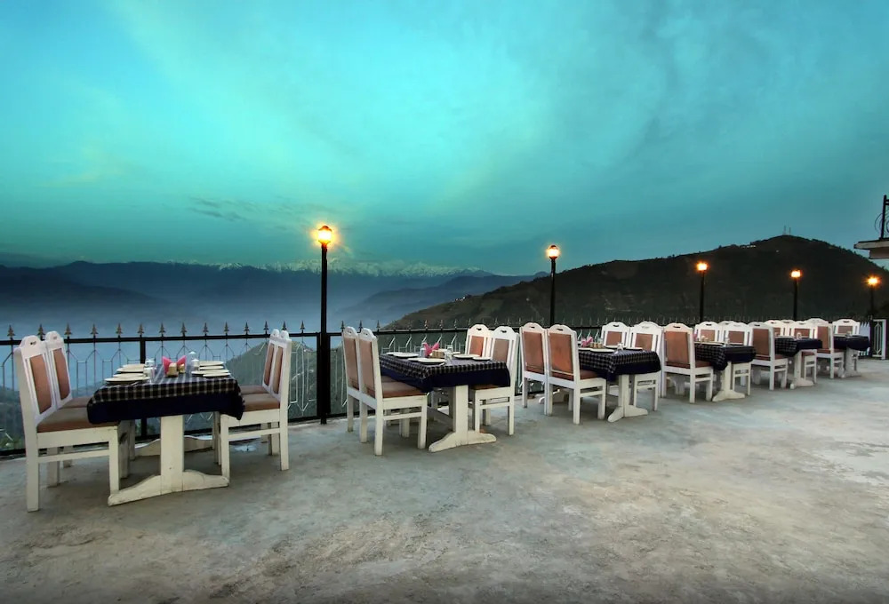 Shining Star Resort