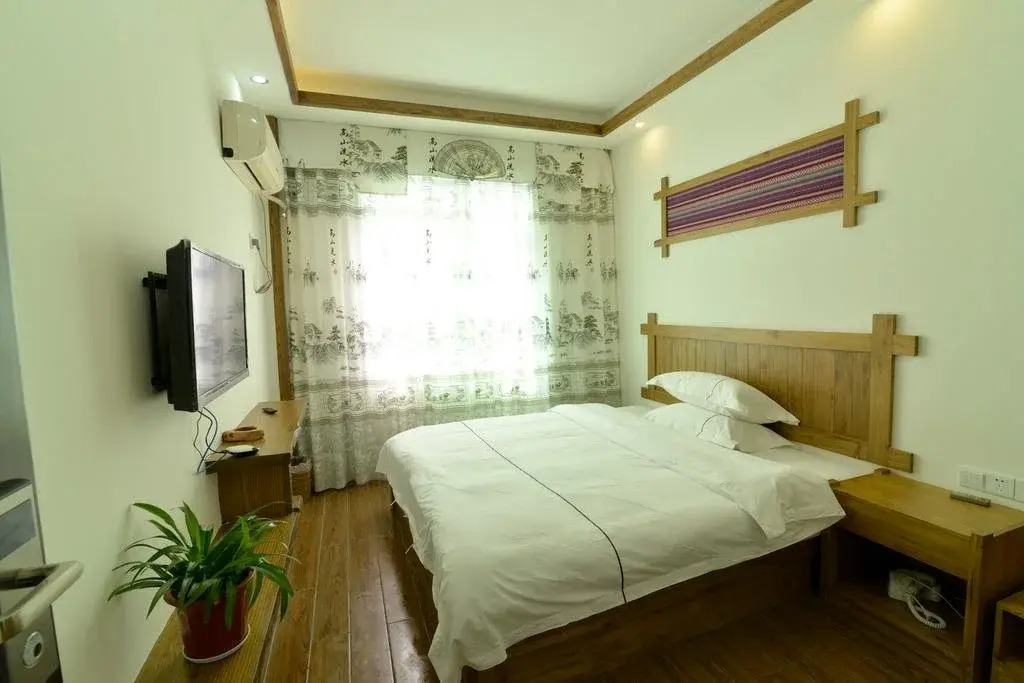 Youshui Impression Inn