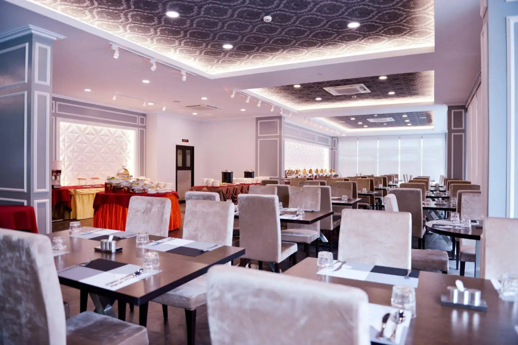 Picnic Hotel Bangkok - Rang Nam