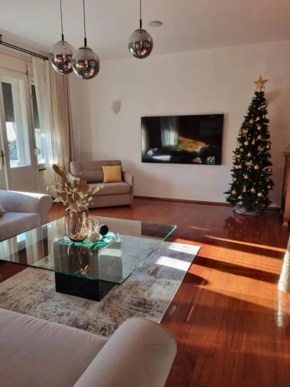 Luxury Apartment Villa Černigoj