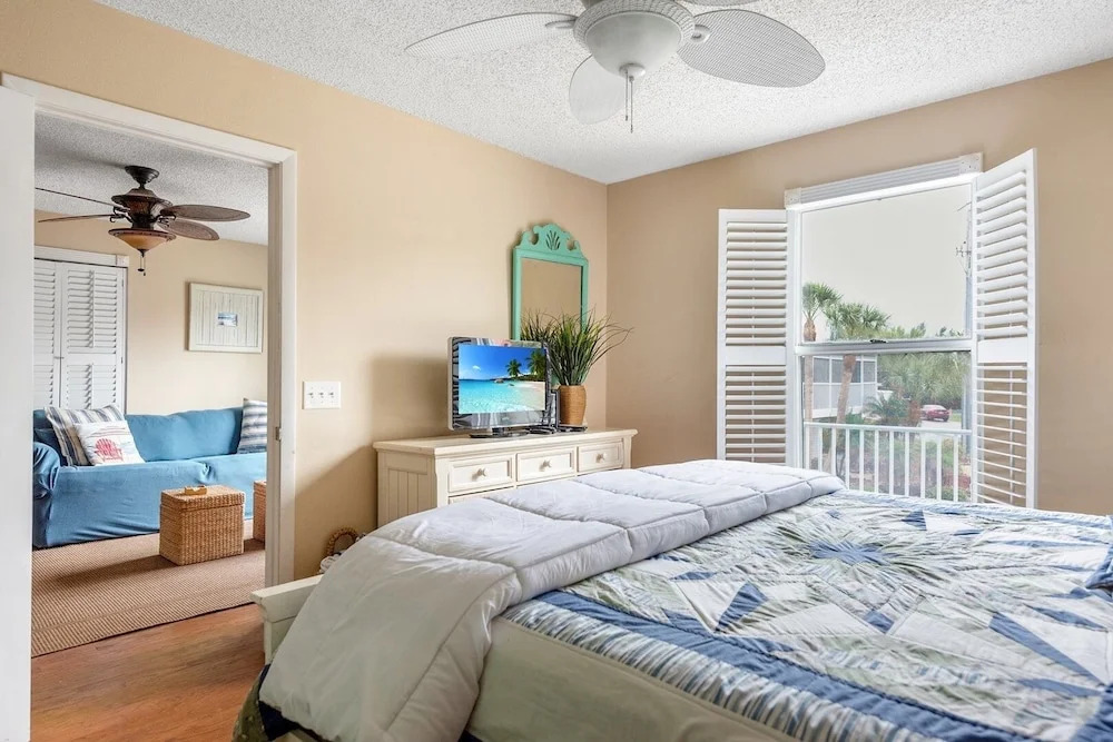North Beach Village 6325 3 Bedroom Home by RedAwning