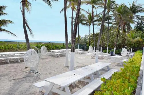 Oceanfront Contemporary Suites