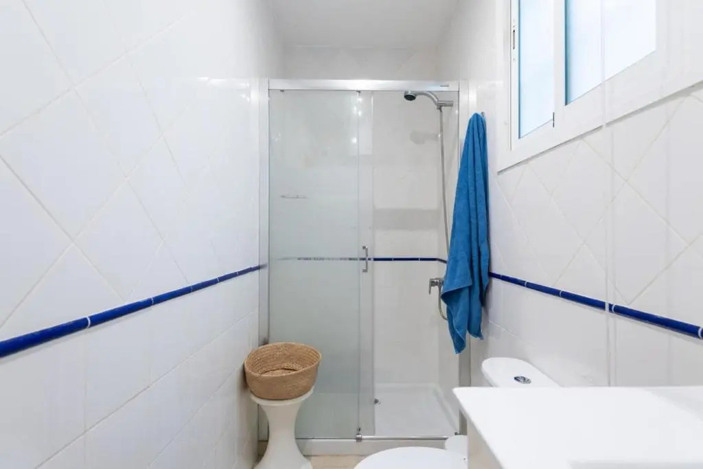 Charming 2 rooms Apartment, 3 beds, 8 min walk to Las Canteras Beach