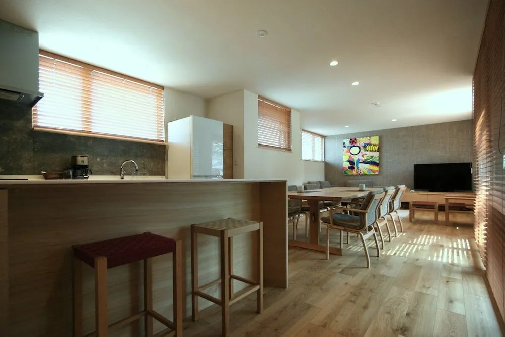 Shimogoryo House