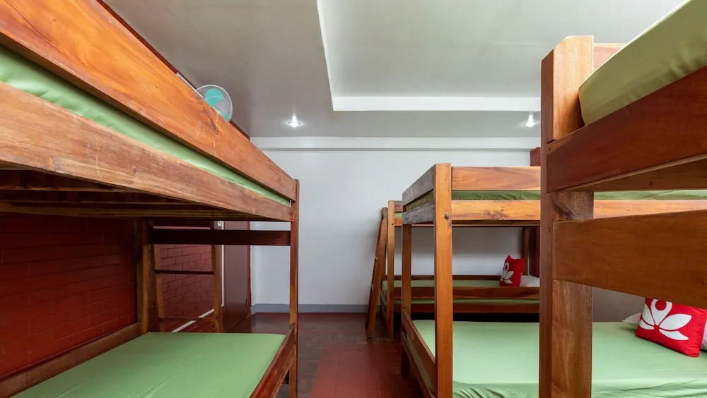 ZEN Hostel Siete Puerto Princesa