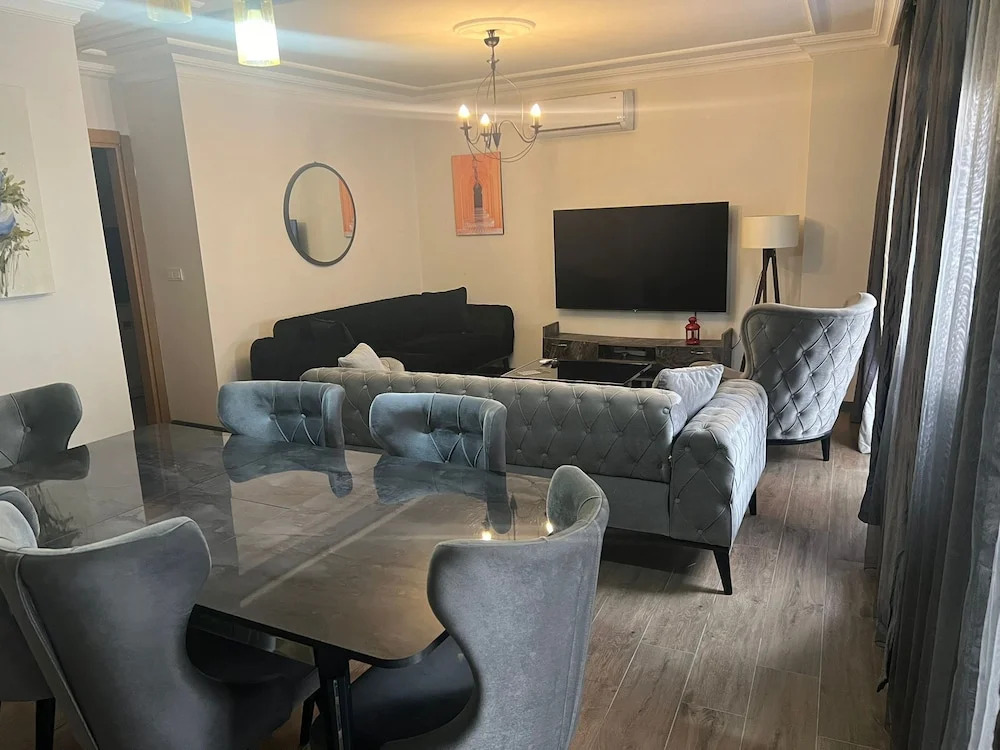 Solo Suites Hotel