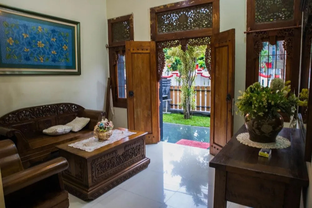BaliOmah Guesthouse Jogja - Hostel
