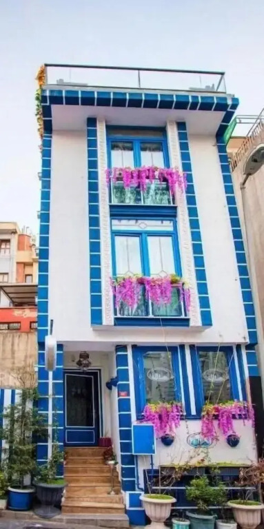 L&P Mai̇son Hotel