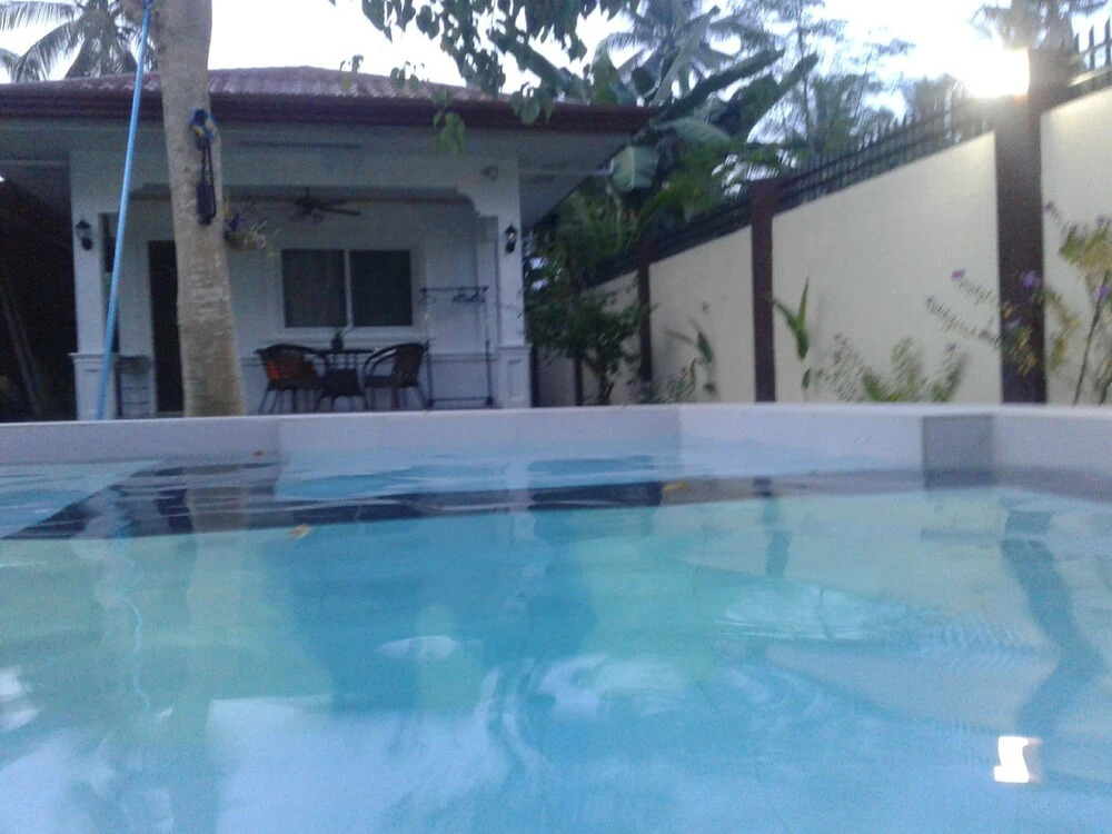 Alona Studio Bungalow