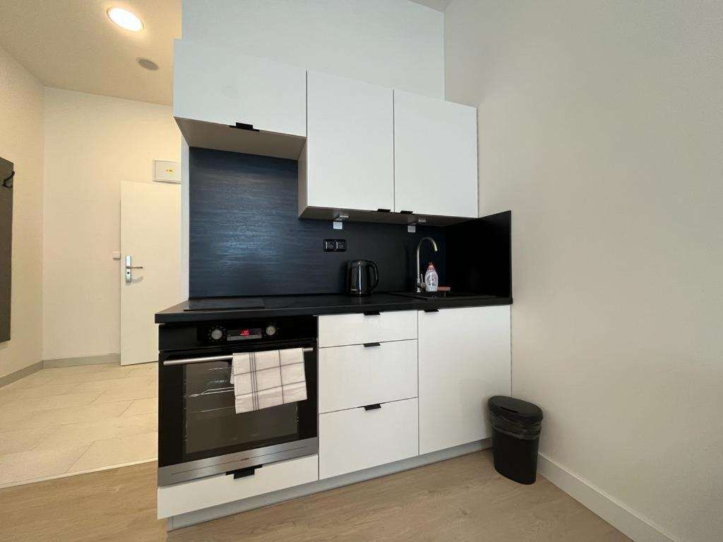 Post 120 Suites
