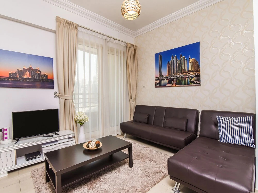 OYO Home 185 Marina Facing 2BHK
