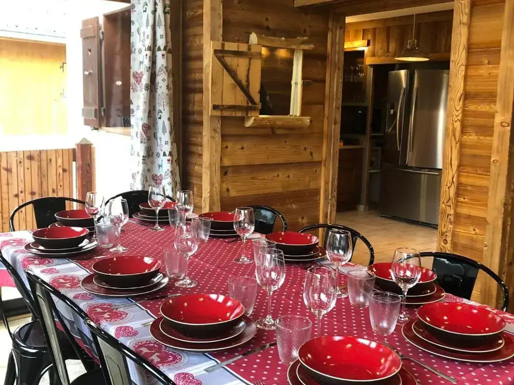 Chalet 5 pièces 10 personnes, 4 étoiles, animal accepté, parking, jardin - FR-1-263-465