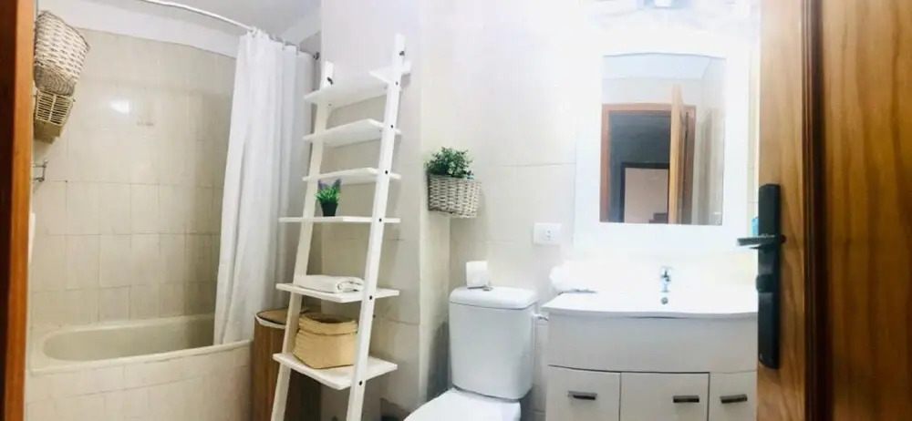 Adeje Wonder Guesthouse