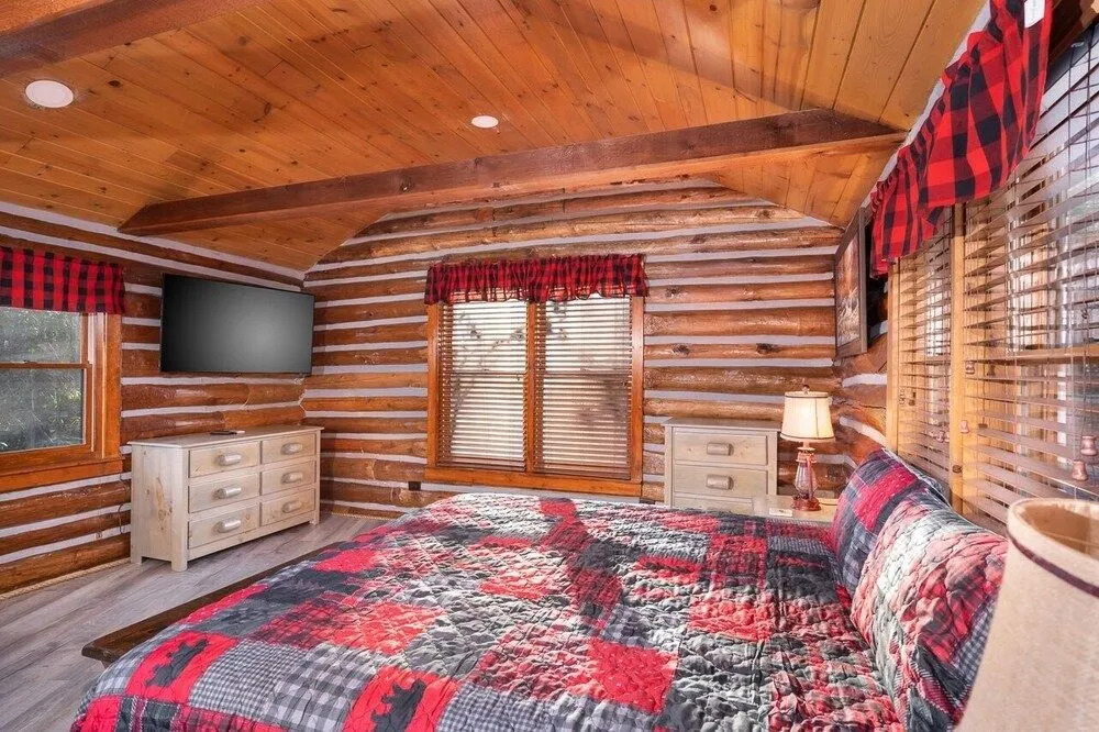 Buckhorn Hideaway 1 Bedroom Home by Redawning