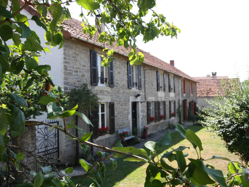 Maison De LEtang