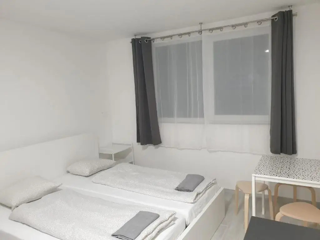 Westbahnhof Apartments