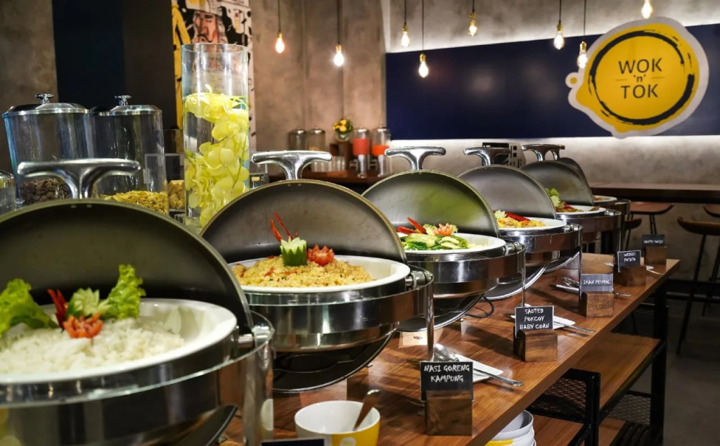 YELLO Hotel Manggarai Jakarta