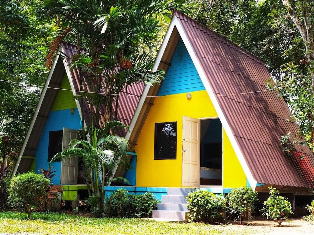 Baan Tonmai Resort