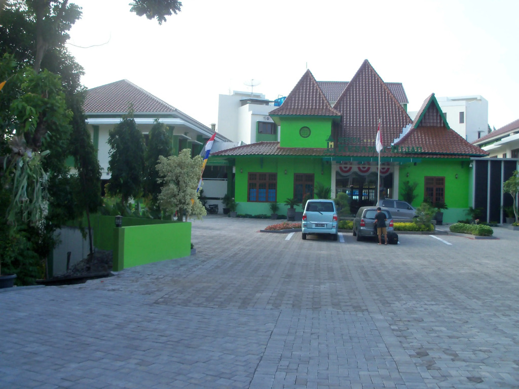 Kesambi Hijau Hotel
