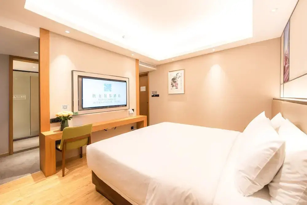 Rising Dragon International Hotel