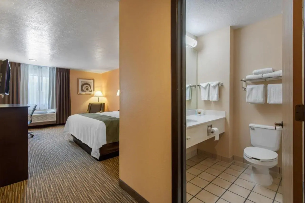 Ramada Albuquerque