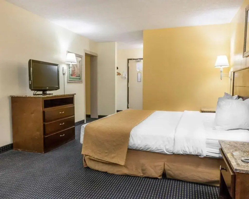 Quality Inn & Suites