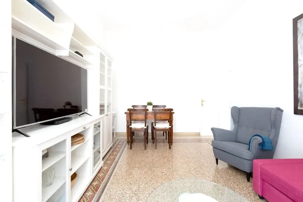 Apartment With one Bedroom in Roma, With Wifi